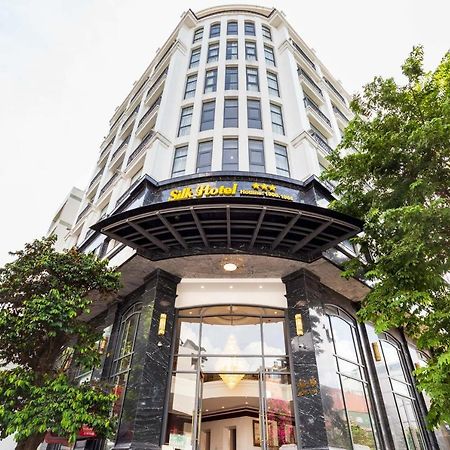 Silk Hong Ha Airport Hotel Ho Şi Min Exterior foto