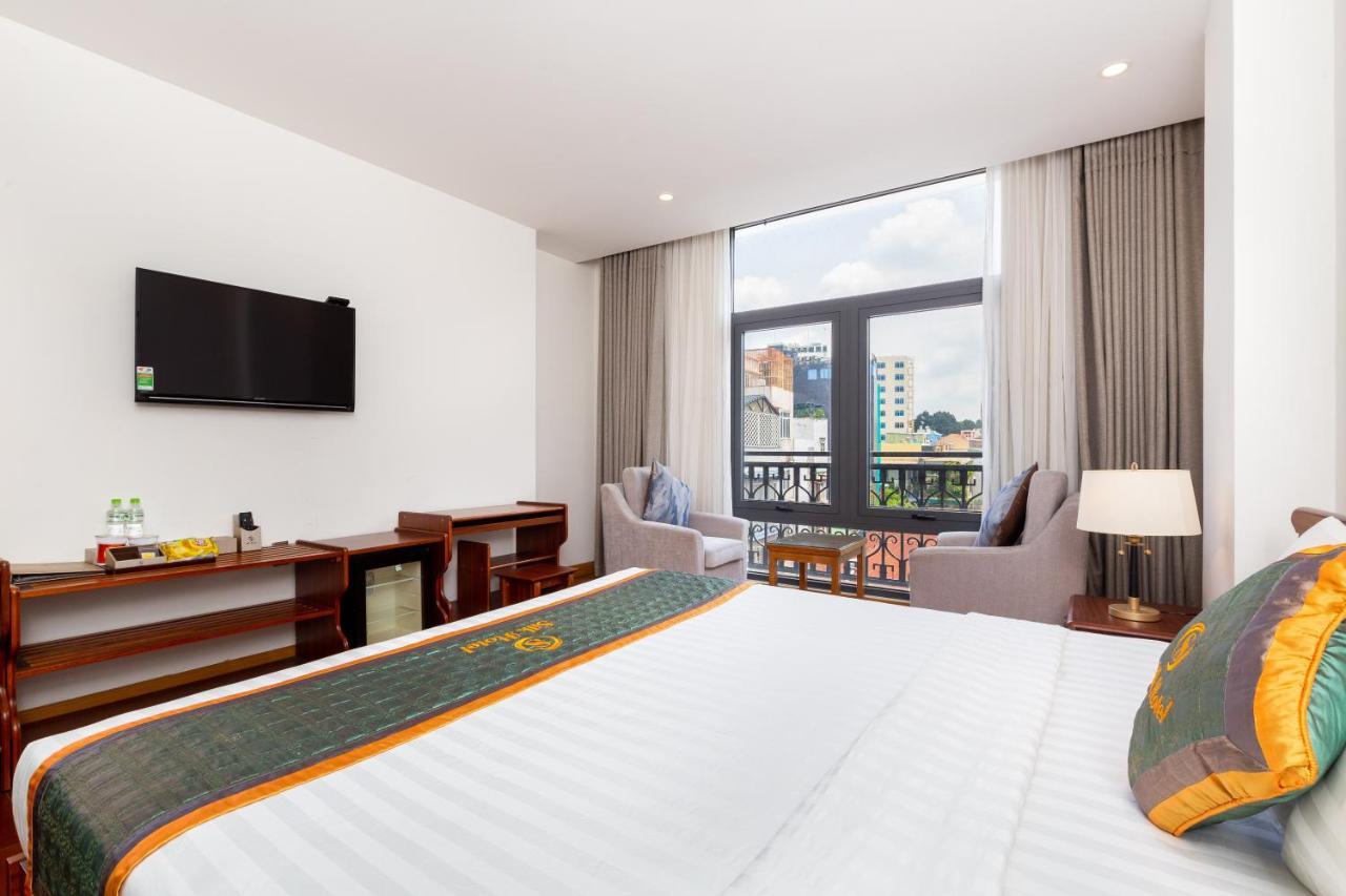 Silk Hong Ha Airport Hotel Ho Şi Min Exterior foto