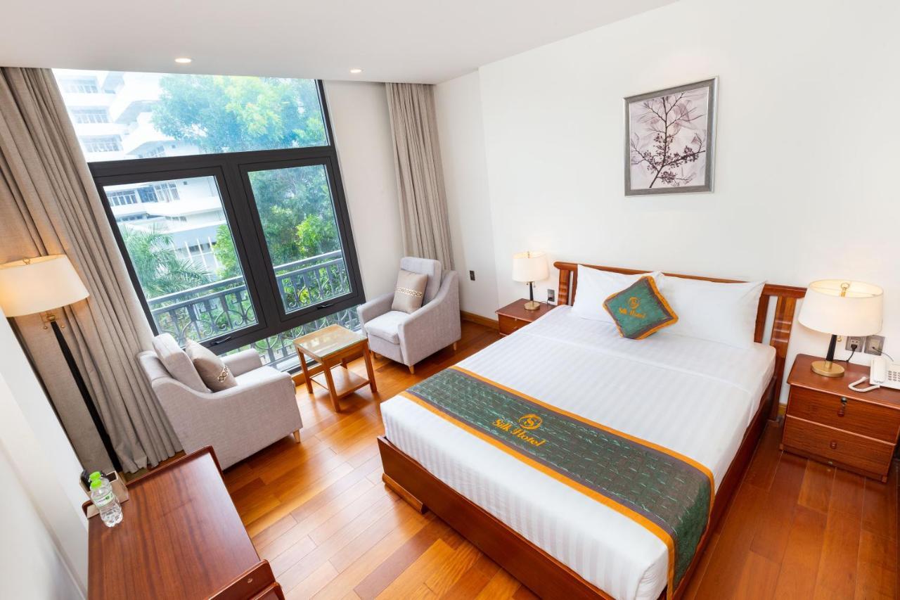 Silk Hong Ha Airport Hotel Ho Şi Min Exterior foto